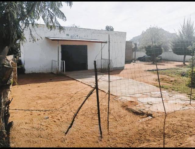 3 BEDROOM HOUSE FOR SALE IN MANKWENG